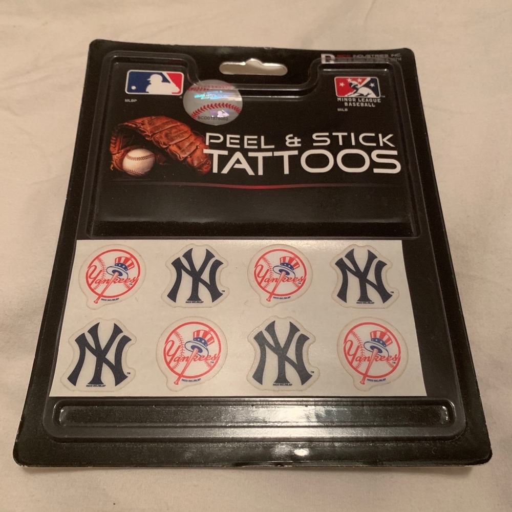 New York Yankees Peel & Stick Tatoos